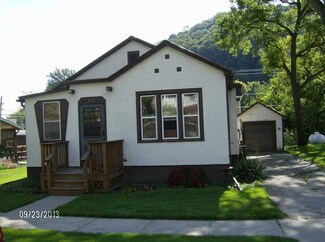 315 Ann St, Mc Gregor, IA 52157