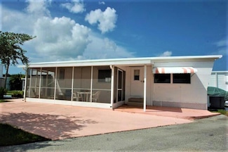 209 Lark Dr Unit L, Briny Breezes, FL 33435