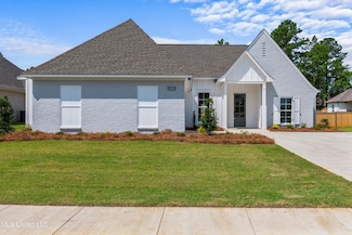 103 Hutto Ln, Madison, MS 39110