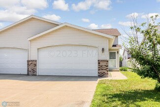 4270 39th Ave S, Fargo, ND 58104