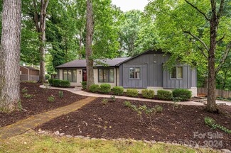 1941 12th St NE, Hickory, NC 28601
