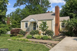 3819 14th St S, Arlington, VA 22204