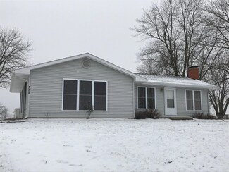 539 E Elm St, Huntsville, MO 65259
