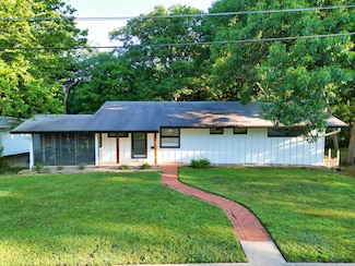 1211 Frances Dr, Columbia, MO 65203