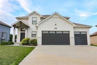 1225 Hillmann Ln, Warrensburg, MO 64093
