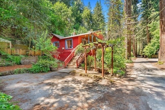 14576 Cherry St, Guerneville, CA 95446