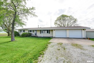 2247 N 1900 Rd E, Stonington, IL 62567