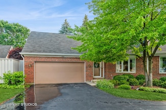 1808 N Normandy Ct Unit 301808, Arlington Heights, IL 60004
