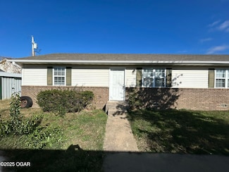 824 S Patterson Ave, Joplin, MO 64801