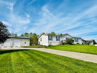 120 Brinegar Dr, Springville, IN 47462