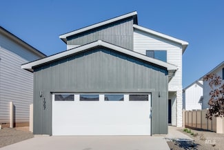 218 Moose St, Horseshoe Bend, ID 83629