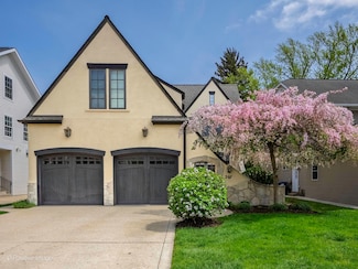 267 Walker Ave, Clarendon Hills, IL 60514