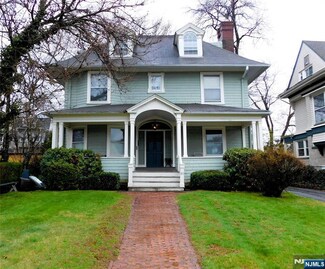 81 Midland Ave, Montclair, NJ 07042
