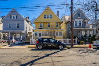 192 N Center St, Orange, NJ 07050