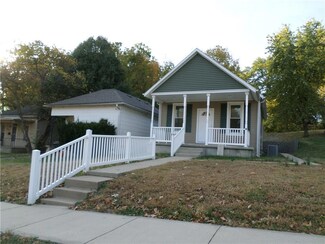 1124 Riley St, Atchison, KS 66002