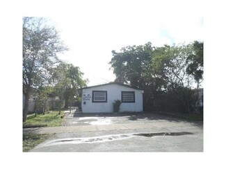 2748 NW 13th St, Fort Lauderdale, FL 33311
