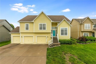 2420 SW Golden Eagle Rd, Lees Summit, MO 64082