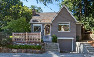 2271 E Howe St, Seattle, WA 98112