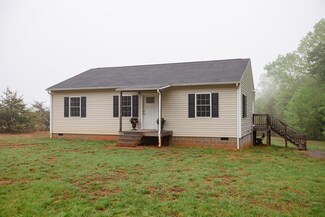 758 Troublesome Creek Rd, Buckingham, VA 23921