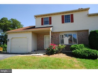1730 Acorn Dr, Reading, PA 19608