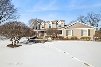 38W718 Evanswood Ln, Saint Charles, IL 60175