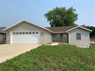 963 6th St, Ocheyedan, IA 51354