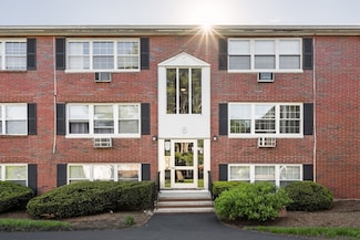 8 Tara Dr Unit 7, Weymouth, MA 02188