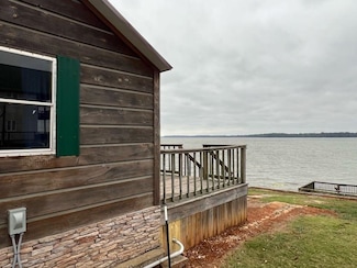 6084 Bay Village Dr, Athens, AL 35611