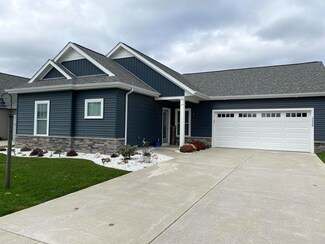 2658 Flagstone Dr, Valparaiso, IN 46385