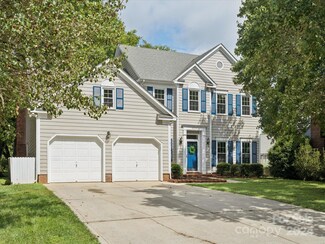 8504 Netherfield Ct, Charlotte, NC 28277