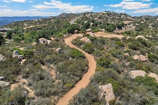 42125 Angels Peak Ct, Murrieta, CA 92562