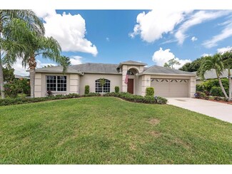 9957 Country Oaks Dr, Fort Myers, FL 33967