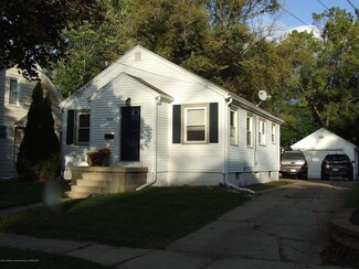 508 N Clemens Ave, Lansing, MI 48912