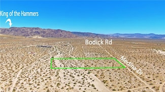 1 Medina Dr, Landers, CA 92285