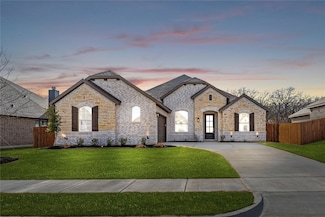 3121 Blue Hill Dr, Burleson, TX 76028