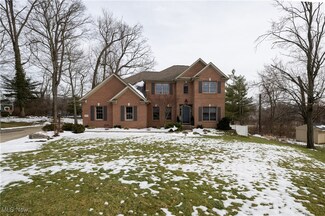 2906 Cherrywood Cir NW, Massillon, OH 44646