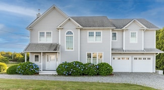 56 Marine Dr, Narragansett, RI 02882