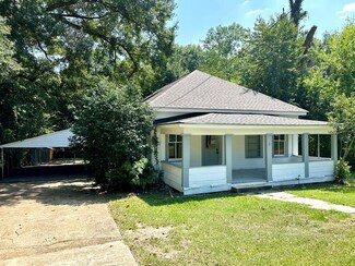 405 Kentucky Ave, McComb, MS 39648