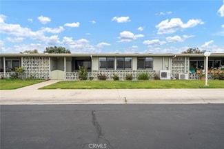 1670 Interlachen Rd Unit 43J, Seal Beach, CA 90740