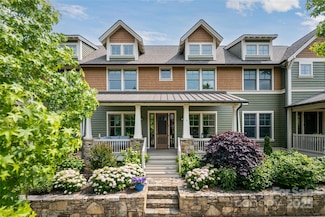 4 Fitzgerald Rd, Black Mountain, NC 28711