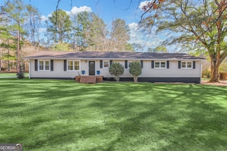 308 Lee Thompson Rd, Moreland, GA 30259