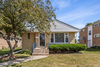5128 Suffield Ct, Skokie, IL 60077