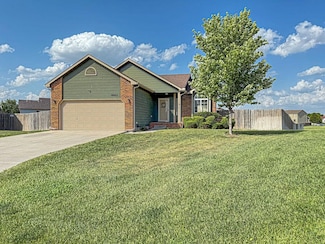 10425 E Fawn Grove Ct, Wichita, KS 67207