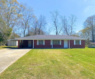 410 Harrison St, Ellisville, MS 39437