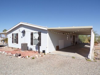 44333 Furford Cir, Bouse, AZ 85325