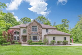 9170 Fraser Ln, Chesterland, OH 44026