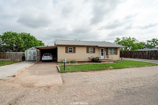 1302 6th St, Anson, TX 79501