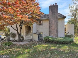 10 Pine Woods Ct, Reading, PA 19607