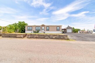 208 W E St, Monahans, TX 79756