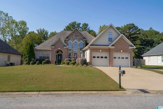 245 Camden Lake Dr, Calera, AL 35040